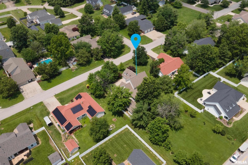 1803 DAWN Drive, Marion, Illinois 62959, 4 Bedrooms Bedrooms, 0 ,2 BathroomsBathrooms,Residential,For Sale,DAWN,0,RMAEB458330