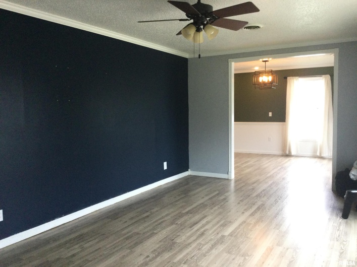 109 EVERGREEN Drive, Anna, Illinois 62906, 3 Bedrooms Bedrooms, 0 ,3 BathroomsBathrooms,Residential,For Sale,EVERGREEN,0,RMAQC4261960