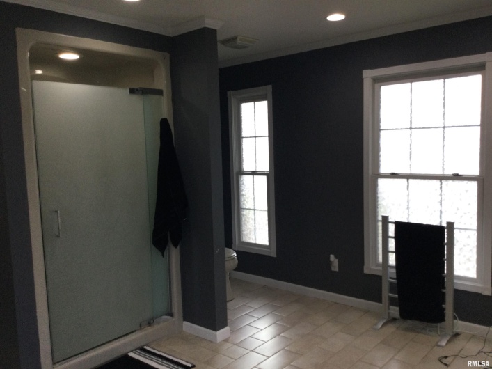 109 EVERGREEN Drive, Anna, Illinois 62906, 3 Bedrooms Bedrooms, 0 ,3 BathroomsBathrooms,Residential,For Sale,EVERGREEN,0,RMAQC4261960