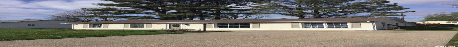Residential For Sale 109 EVERGREEN Drive, Anna, Illinois 62906, 3 Bedrooms Bedrooms, ,3 BathroomsBathrooms,Residential,For Sale,EVERGREEN,RMAQC4261960