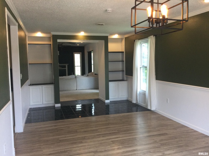 109 EVERGREEN Drive, Anna, Illinois 62906, 3 Bedrooms Bedrooms, 0 ,3 BathroomsBathrooms,Residential,For Sale,EVERGREEN,0,RMAQC4261960