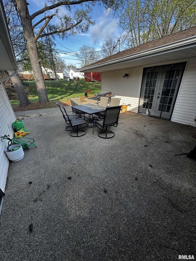 109 EVERGREEN Drive, Anna, Illinois 62906, 3 Bedrooms Bedrooms, 0 ,3 BathroomsBathrooms,Residential,For Sale,EVERGREEN,0,RMAQC4261960