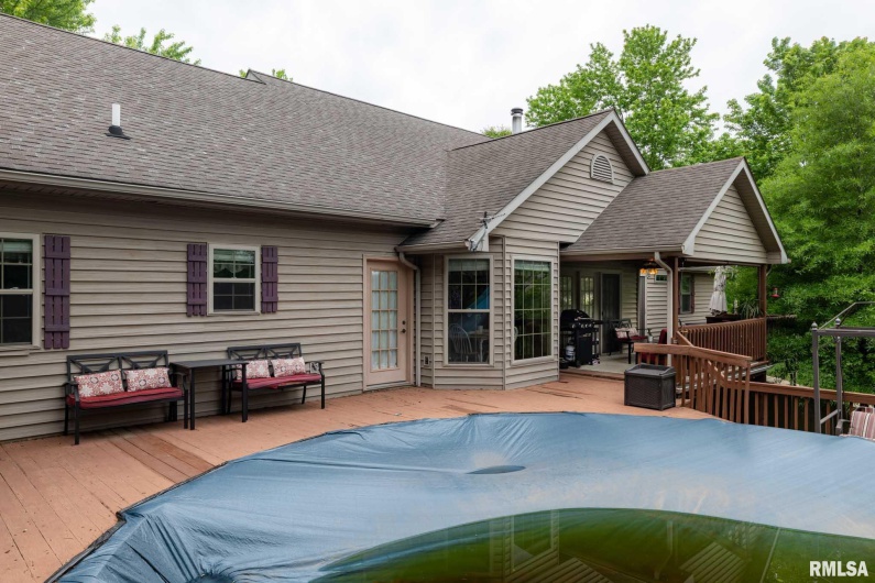 1300 Brewster Road, Herrin, Illinois 62948, 5 Bedrooms Bedrooms, 0 ,3 BathroomsBathrooms,Residential,For Sale,Brewster,0,RMAQC4264185