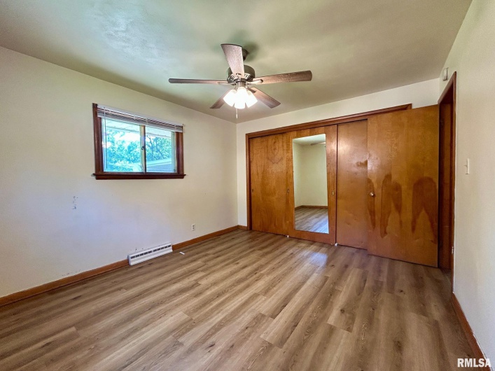 1217 Freeman Street, Carbondale, Illinois 62901, 4 Bedrooms Bedrooms, 0 ,1 BathroomBathrooms,Residential,For Sale,Freeman,0,RMAEB458341