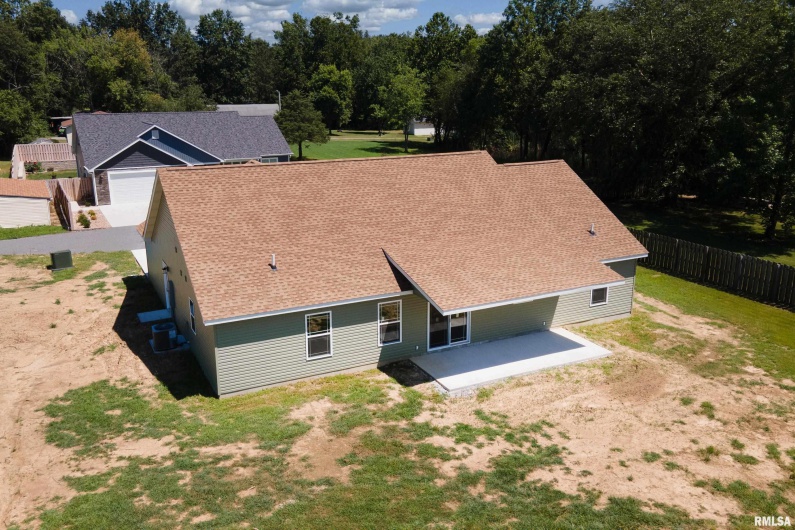 109 Brase Street, Marion, Illinois 62959, 3 Bedrooms Bedrooms, 0 ,2 BathroomsBathrooms,Residential,For Sale,Brase,0,RMAQC4264189