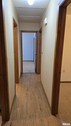 400 Old Broughton Road, Eldorado, Illinois 62930-3539, 3 Bedrooms Bedrooms, 0 ,1 BathroomBathrooms,Residential,For Sale,Old Broughton,0,RMAEB458344