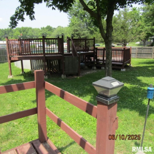 632 PERSHING Street, Energy, Illinois 62933, 4 Bedrooms Bedrooms, 0 ,2 BathroomsBathrooms,Residential,For Sale,PERSHING,0,RMAEB458348