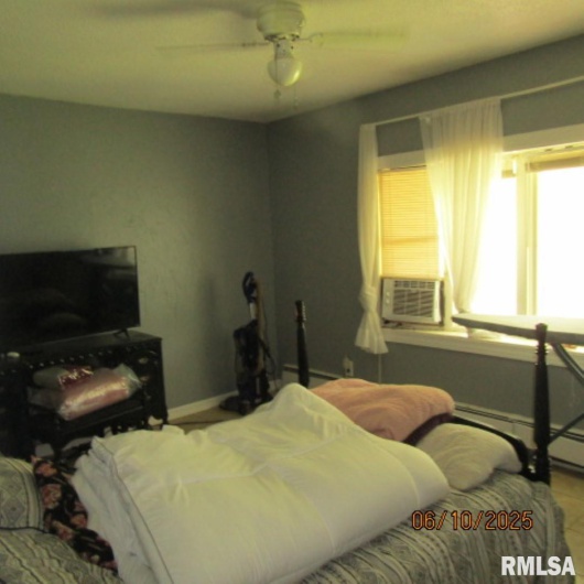 632 PERSHING Street, Energy, Illinois 62933, 4 Bedrooms Bedrooms, 0 ,2 BathroomsBathrooms,Residential,For Sale,PERSHING,0,RMAEB458348