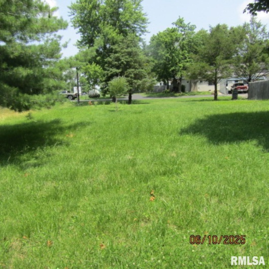 632 PERSHING Street, Energy, Illinois 62933, 4 Bedrooms Bedrooms, 0 ,2 BathroomsBathrooms,Residential,For Sale,PERSHING,0,RMAEB458348