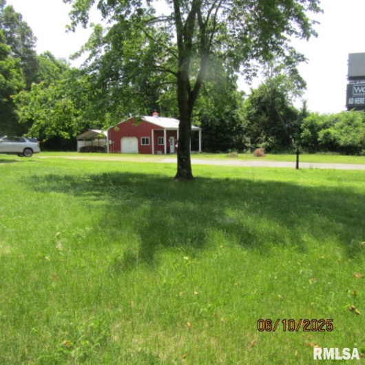 632 PERSHING Street, Energy, Illinois 62933, 4 Bedrooms Bedrooms, 0 ,2 BathroomsBathrooms,Residential,For Sale,PERSHING,0,RMAEB458348