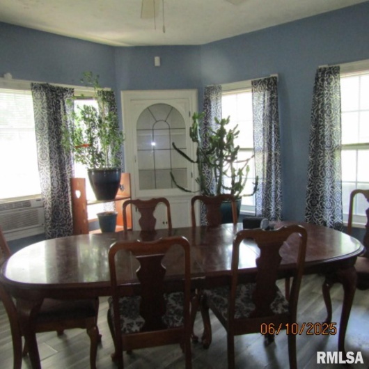 632 PERSHING Street, Energy, Illinois 62933, 4 Bedrooms Bedrooms, 0 ,2 BathroomsBathrooms,Residential,For Sale,PERSHING,0,RMAEB458348