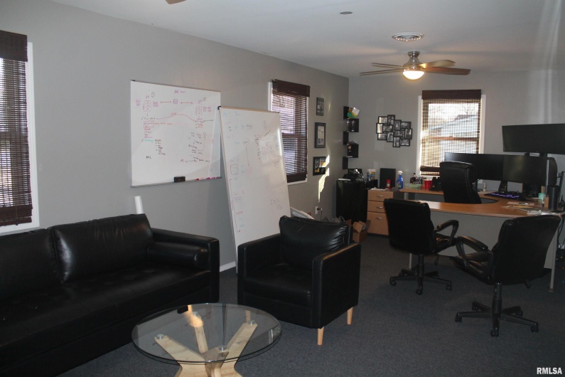 608 EASTGATE Drive, Carbondale, Illinois 62901, 0 , 0 ,0,Commercial Sale,For Sale,EASTGATE,0,RMAEB458357