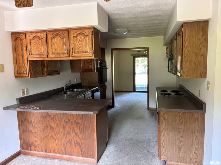 3826 FAWN Drive, Marion, Illinois 62959, 3 Bedrooms Bedrooms, 0 ,2 BathroomsBathrooms,Residential,For Sale,FAWN,0,RMAEB458363