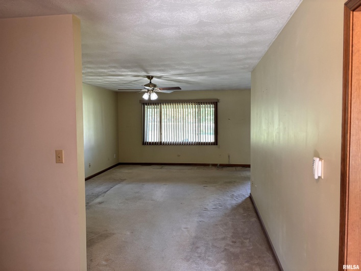 3826 FAWN Drive, Marion, Illinois 62959, 3 Bedrooms Bedrooms, 0 ,2 BathroomsBathrooms,Residential,For Sale,FAWN,0,RMAEB458363