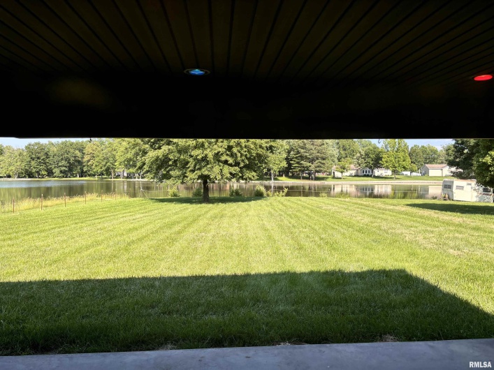 3826 FAWN Drive, Marion, Illinois 62959, 3 Bedrooms Bedrooms, 0 ,2 BathroomsBathrooms,Residential,For Sale,FAWN,0,RMAEB458363