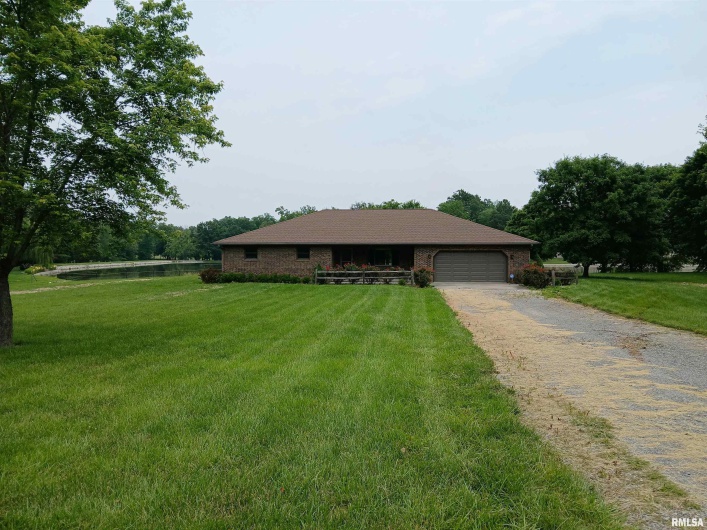 3826 FAWN Drive, Marion, Illinois 62959, 3 Bedrooms Bedrooms, 0 ,2 BathroomsBathrooms,Residential,For Sale,FAWN,0,RMAEB458363