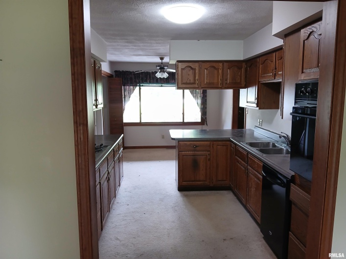 3826 FAWN Drive, Marion, Illinois 62959, 3 Bedrooms Bedrooms, 0 ,2 BathroomsBathrooms,Residential,For Sale,FAWN,0,RMAEB458363