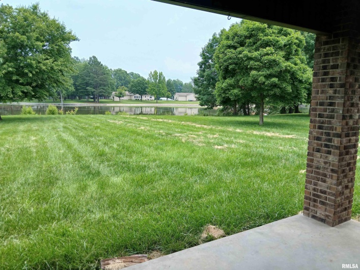 3826 FAWN Drive, Marion, Illinois 62959, 3 Bedrooms Bedrooms, 0 ,2 BathroomsBathrooms,Residential,For Sale,FAWN,0,RMAEB458363