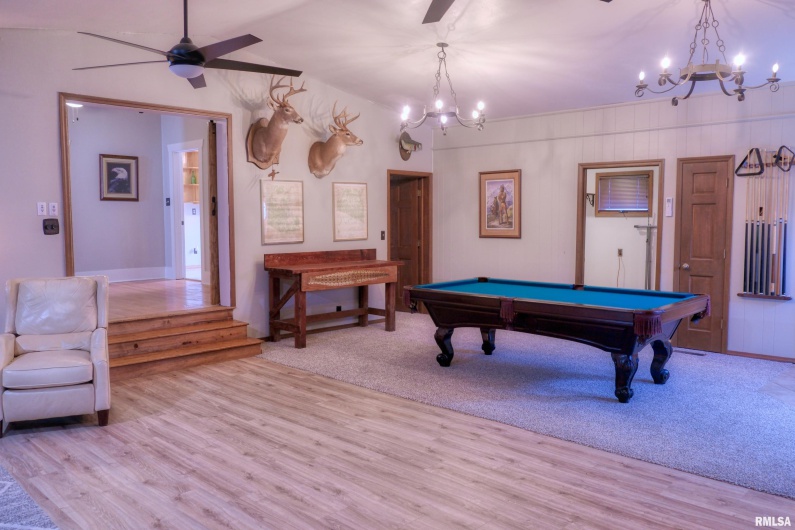 2036 SPRUCE Street, Murphysboro, Illinois 62966, 3 Bedrooms Bedrooms, 0 ,2 BathroomsBathrooms,Residential,For Sale,SPRUCE,0,RMAEB458367