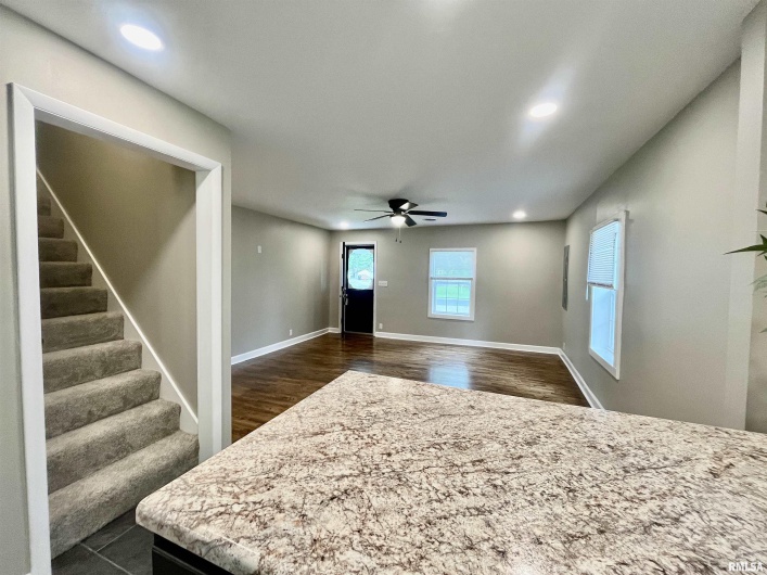 314 12TH Street, Metropolis, Illinois 62960, 3 Bedrooms Bedrooms, 0 ,2 BathroomsBathrooms,Residential,For Sale,12TH,0,RMAEB458376