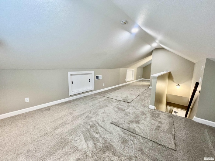 314 12TH Street, Metropolis, Illinois 62960, 3 Bedrooms Bedrooms, 0 ,2 BathroomsBathrooms,Residential,For Sale,12TH,0,RMAEB458376