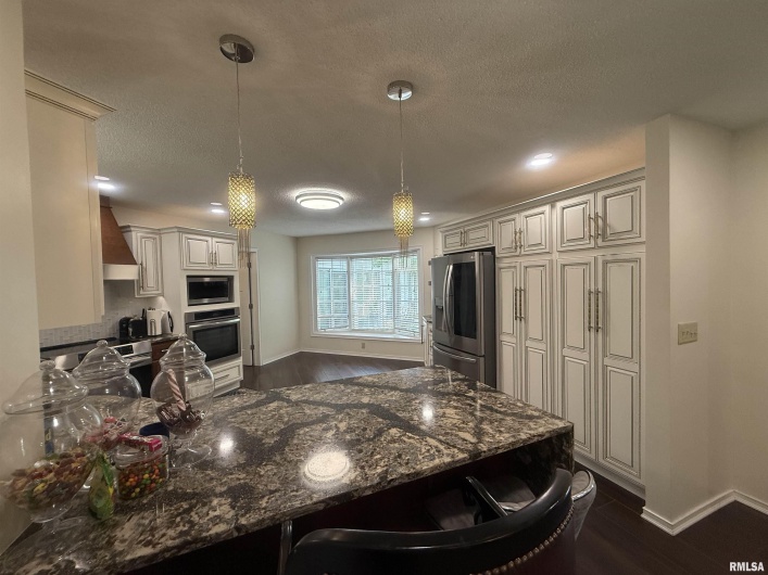 55 View Valley Drive, Carbondale, Illinois 62903, 6 Bedrooms Bedrooms, 0 ,5 BathroomsBathrooms,Residential,For Sale,View Valley,0,RMAEB458382