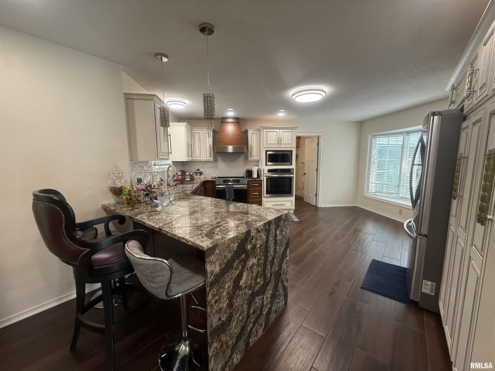 55 View Valley Drive, Carbondale, Illinois 62903, 6 Bedrooms Bedrooms, 0 ,5 BathroomsBathrooms,Residential,For Sale,View Valley,0,RMAEB458382