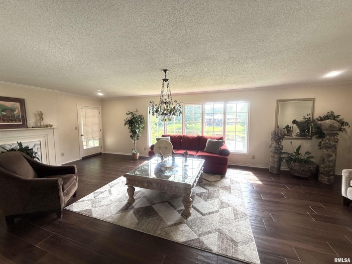 55 View Valley Drive, Carbondale, Illinois 62903, 6 Bedrooms Bedrooms, 0 ,5 BathroomsBathrooms,Residential,For Sale,View Valley,0,RMAEB458382