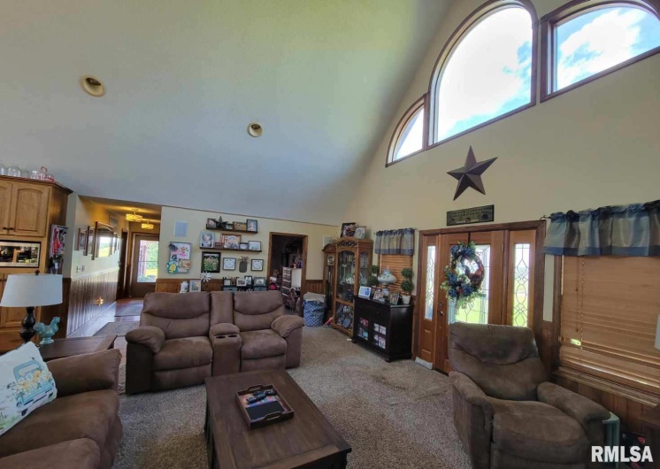 313 Double C Farm Lane, Dongola, Illinois 62964, 5 Bedrooms Bedrooms, 0 ,3 BathroomsBathrooms,Residential,For Sale,Double C Farm,0,RMAQC4264282