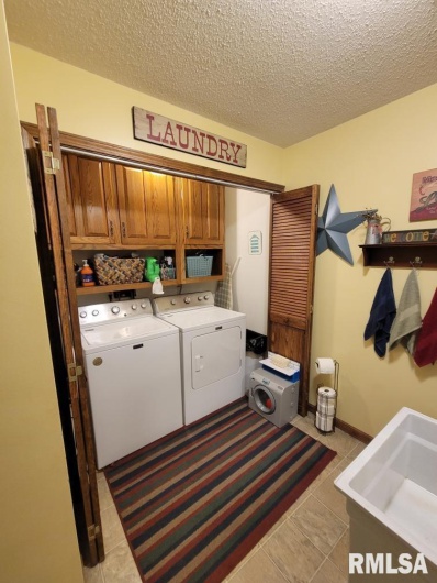 313 Double C Farm Lane, Dongola, Illinois 62964, 5 Bedrooms Bedrooms, 0 ,3 BathroomsBathrooms,Residential,For Sale,Double C Farm,0,RMAQC4264282