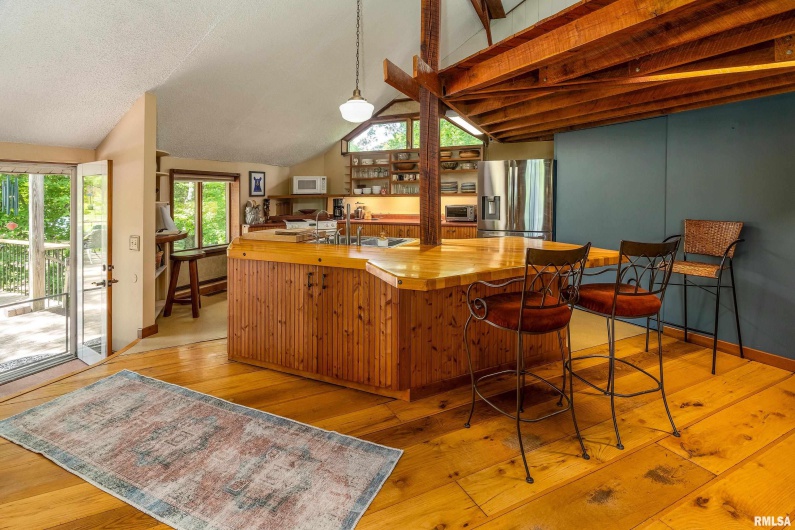 310 CROSS CREEK Drive, Cobden, Illinois 62920, 4 Bedrooms Bedrooms, 0 ,2 BathroomsBathrooms,Residential,For Sale,CROSS CREEK,0,RMAEB458390