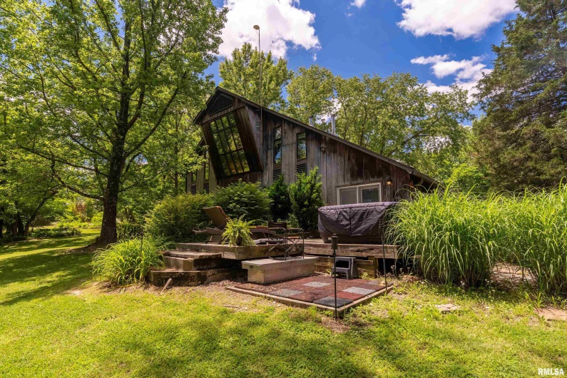 310 CROSS CREEK Drive, Cobden, Illinois 62920, 4 Bedrooms Bedrooms, 0 ,2 BathroomsBathrooms,Residential,For Sale,CROSS CREEK,0,RMAEB458390