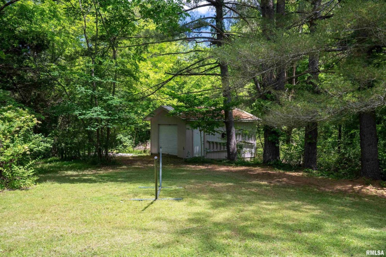 310 CROSS CREEK Drive, Cobden, Illinois 62920, 4 Bedrooms Bedrooms, 0 ,2 BathroomsBathrooms,Residential,For Sale,CROSS CREEK,0,RMAEB458390