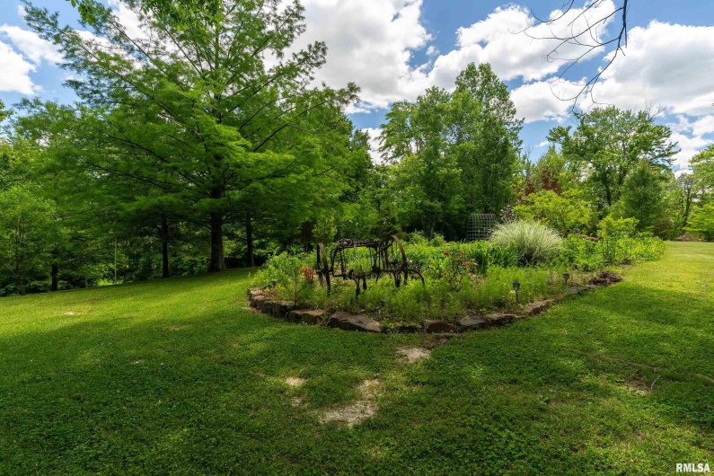 310 CROSS CREEK Drive, Cobden, Illinois 62920, 4 Bedrooms Bedrooms, 0 ,2 BathroomsBathrooms,Residential,For Sale,CROSS CREEK,0,RMAEB458390