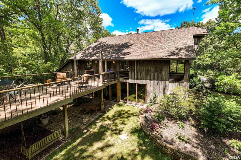 310 CROSS CREEK Drive, Cobden, Illinois 62920, 4 Bedrooms Bedrooms, 0 ,2 BathroomsBathrooms,Residential,For Sale,CROSS CREEK,0,RMAEB458390