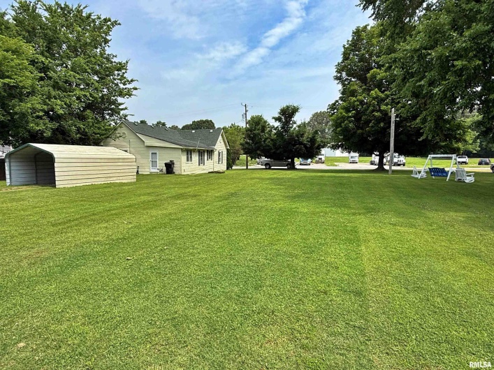 104 5TH Street, Brookport, Illinois 62910, 2 Bedrooms Bedrooms, 0 ,1 BathroomBathrooms,Residential,For Sale,5TH,0,RMAEB458404
