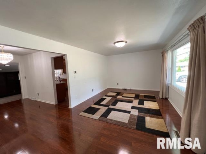 301 LAKESHORE Drive, Carterville, Illinois 62918, 3 Bedrooms Bedrooms, 0 ,2 BathroomsBathrooms,Residential,For Sale,LAKESHORE,0,RMAQC4264324