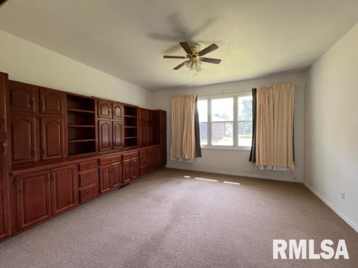 301 LAKESHORE Drive, Carterville, Illinois 62918, 3 Bedrooms Bedrooms, 0 ,2 BathroomsBathrooms,Residential,For Sale,LAKESHORE,0,RMAQC4264324