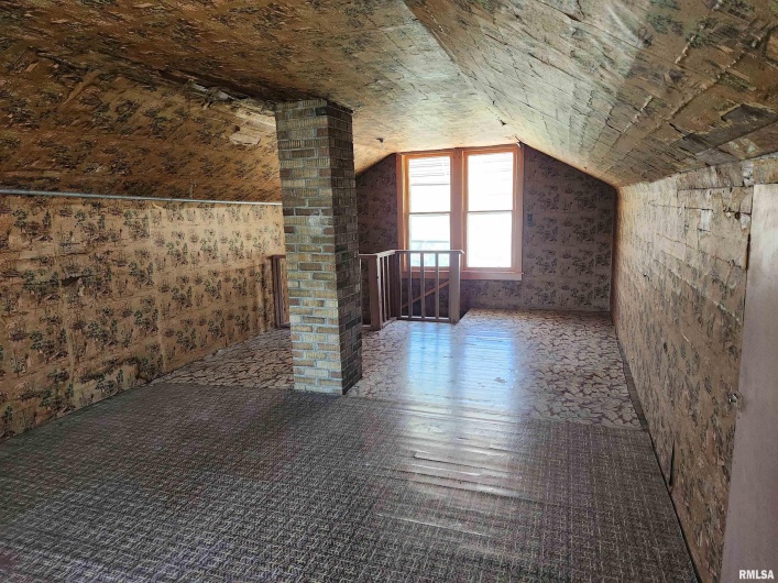 208 DAVIS Street, Ava, Illinois 62907, 2 Bedrooms Bedrooms, 0 ,1 BathroomBathrooms,Residential,For Sale,DAVIS,0,RMAQC4262285