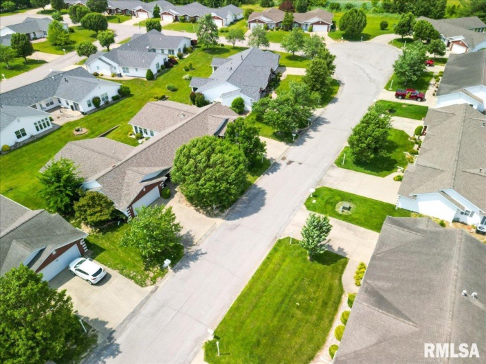 1504 APACHE Drive, Marion, Illinois 62959, 3 Bedrooms Bedrooms, 0 ,2 BathroomsBathrooms,Residential,For Sale,APACHE,0,RMAEB458417