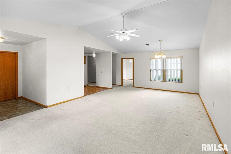 1504 APACHE Drive, Marion, Illinois 62959, 3 Bedrooms Bedrooms, 0 ,2 BathroomsBathrooms,Residential,For Sale,APACHE,0,RMAEB458417