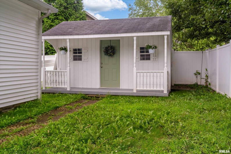 1321 7TH Street, Herrin, Illinois 62948, 3 Bedrooms Bedrooms, 0 ,2 BathroomsBathrooms,Residential,For Sale,7TH,0,RMAQC4264360