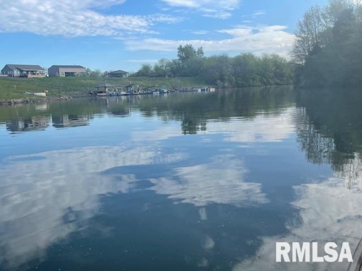 TBD Labrador Cove, Elkville, Illinois 62932, 0 , 0 ,0,Land,For Sale,Labrador,0,RMAEB458422