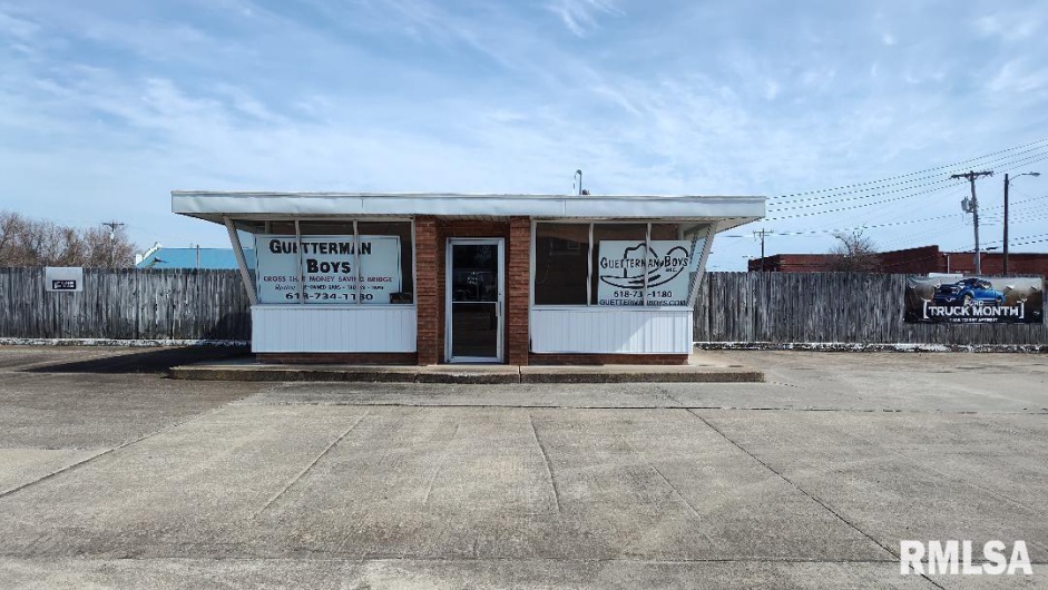 2308 SYCAMORE Street, Cairo, Illinois 62914, 0 , 0 ,0,Commercial Sale,For Sale,SYCAMORE,0,RMAEB458423