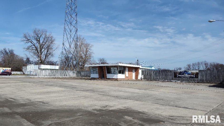 2308 SYCAMORE Street, Cairo, Illinois 62914, 0 , 0 ,0,Commercial Sale,For Sale,SYCAMORE,0,RMAEB458423