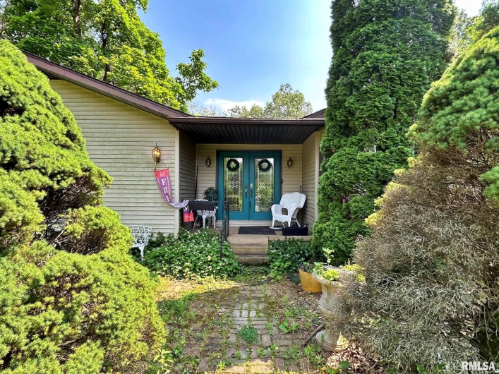 27 Grasty Road, Golconda, Illinois 62938, 2 Bedrooms Bedrooms, 0 ,2 BathroomsBathrooms,Residential,For Sale,Grasty,0,RMAEB458437