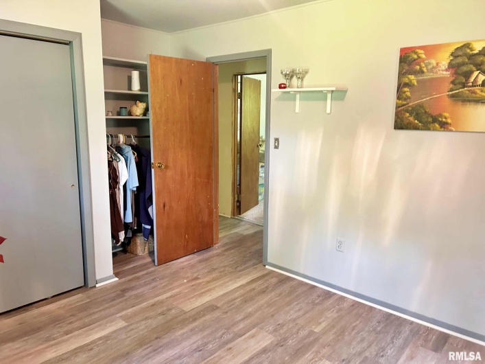 27 Grasty Road, Golconda, Illinois 62938, 2 Bedrooms Bedrooms, 0 ,2 BathroomsBathrooms,Residential,For Sale,Grasty,0,RMAEB458437