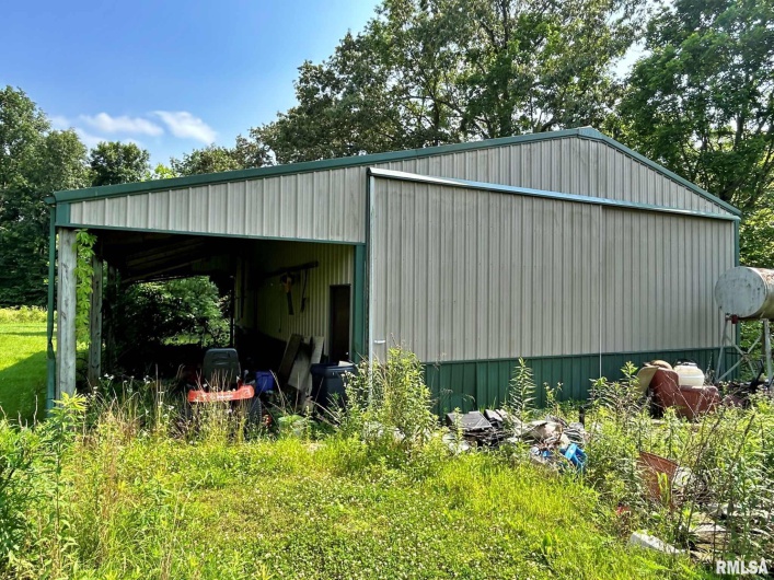 27 Grasty Road, Golconda, Illinois 62938, 2 Bedrooms Bedrooms, 0 ,2 BathroomsBathrooms,Residential,For Sale,Grasty,0,RMAEB458437