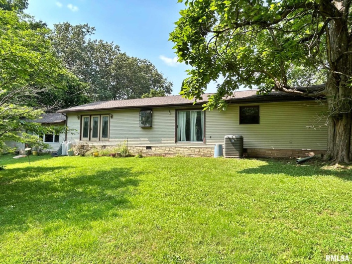 27 Grasty Road, Golconda, Illinois 62938, 2 Bedrooms Bedrooms, 0 ,2 BathroomsBathrooms,Residential,For Sale,Grasty,0,RMAEB458437