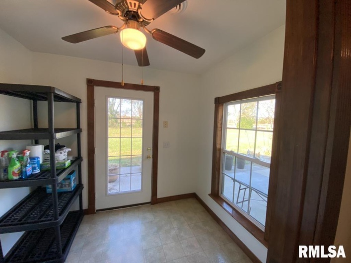 1501 Erinberry Street, Marion, Illinois 62959, 3 Bedrooms Bedrooms, 0 ,2 BathroomsBathrooms,Residential,For Sale,Erinberry,0,RMAQC4264438